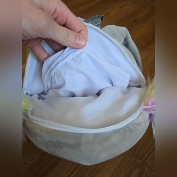 Squishmallow Backpack Kelina - Picture 6 of 6